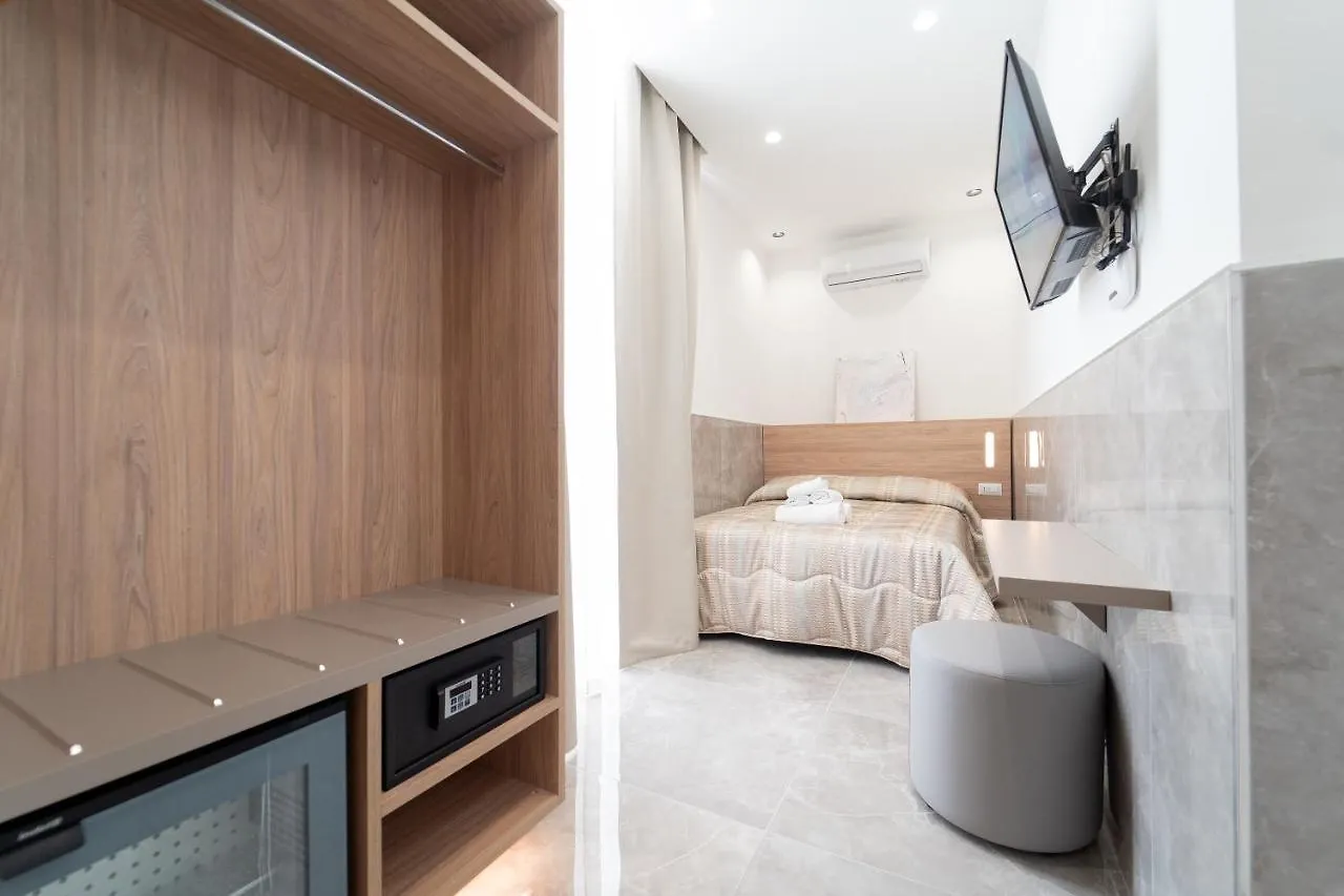 Hg Boutique Toledo, Napoli Centro, By Clapa Group Hotel 3*, Naples
